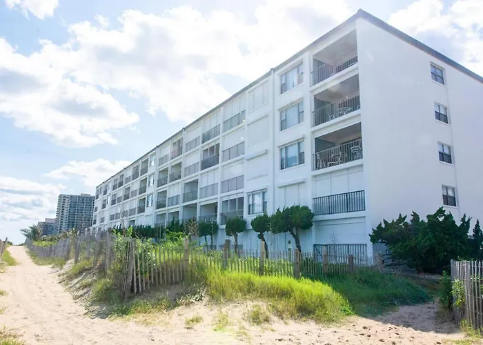 Oceanwalk East