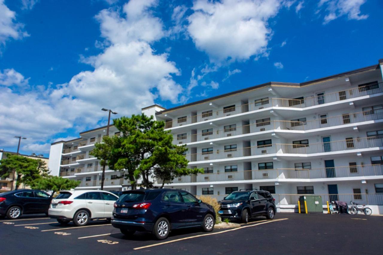 Oceanwalk East